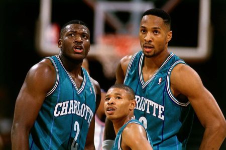 Tyrone Bogues es uno de los jugadores de baloncesto bajos más reconocido