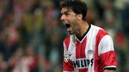 Van Nistelrooy eufórico tras marcar en liga con el PSV