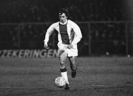 Johan Cruyff con la camiseta del Ajax