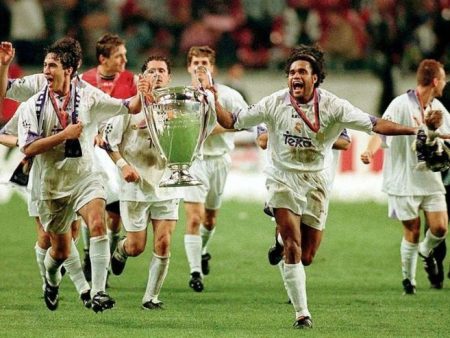 Historia de la Liga de Campeones. Después de 32 años, el Real Madrid vuelve a reinar en Europa.