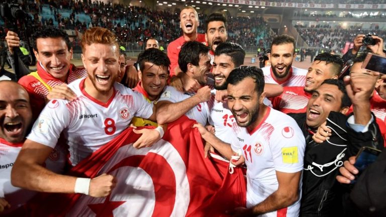 Túnez celebrando su clasificación al Mundial