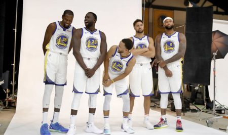 Durant, Green, Curry, Thompson y Cousins