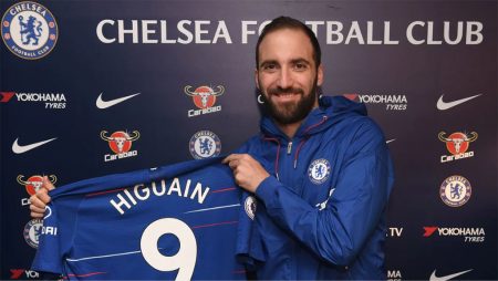 Higuain ya es oficialmente delantero del Chelsea.