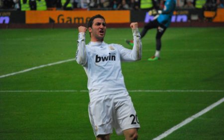 Gonzalo Higuaín es uno de los mejores fichajes del mercado de invierno de la Real Madrid.