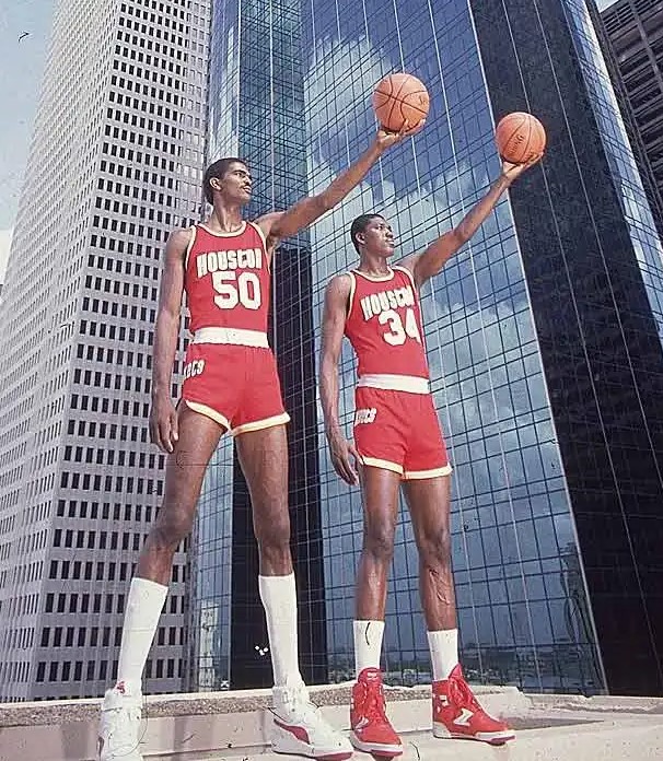 Ralph Sampson es uno de los jugadores más altos de la NBA en su historia